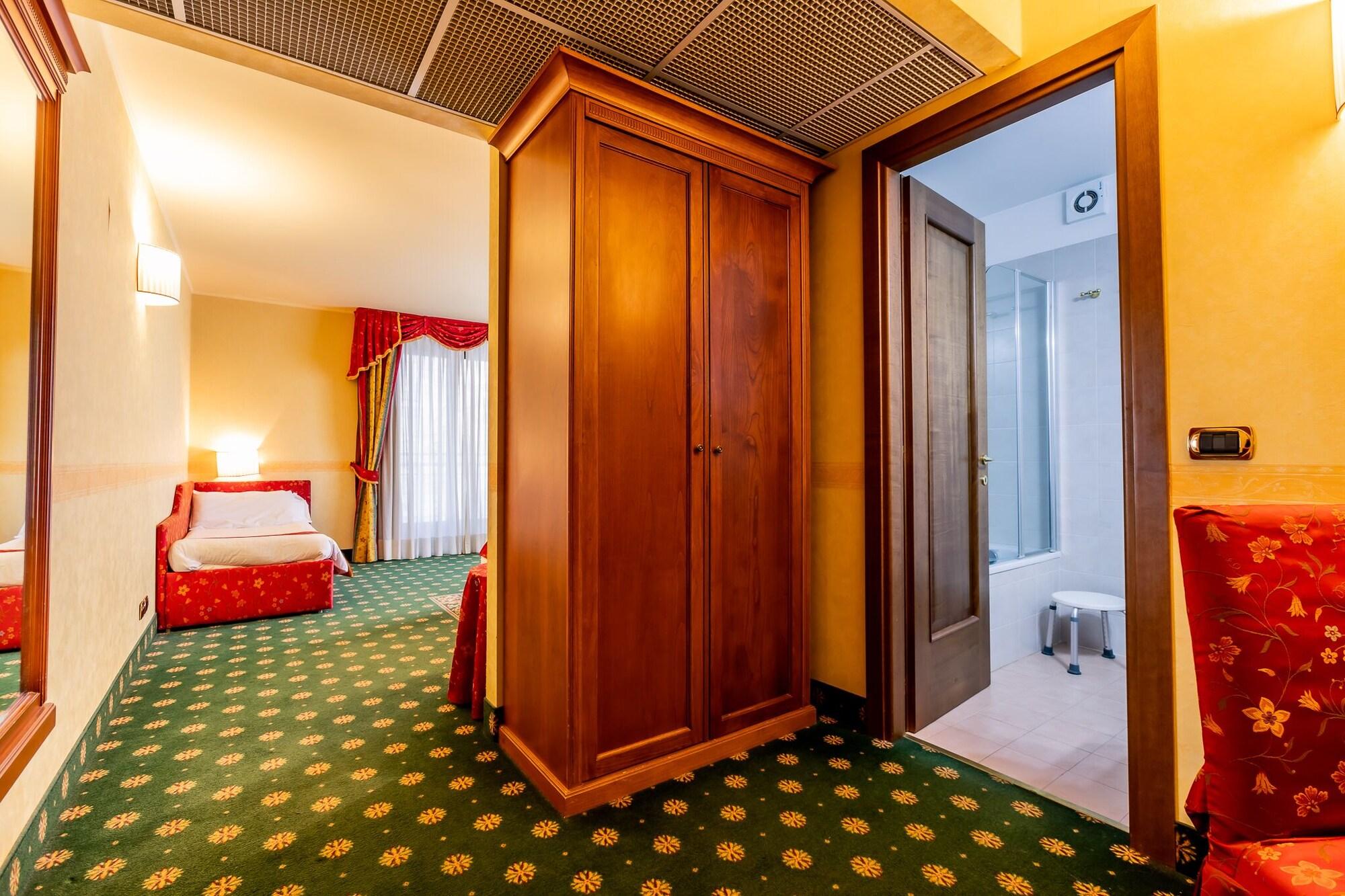 ססטריארה Hotel Cristallo מראה חיצוני תמונה