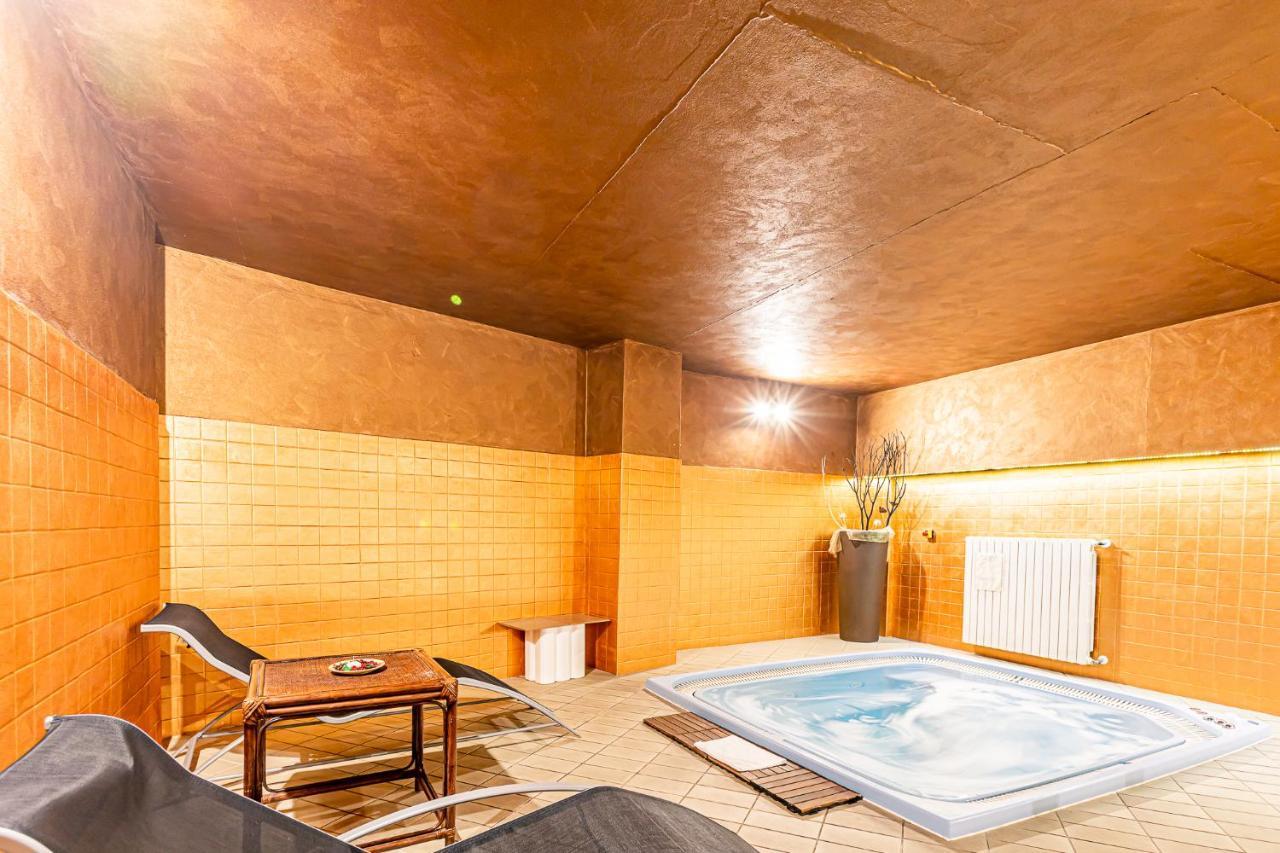 ססטריארה Hotel Cristallo מראה חיצוני תמונה